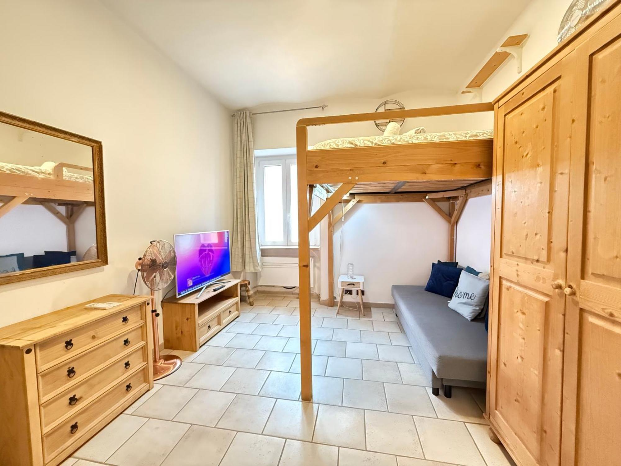 San Lorenzo , Near Termini Station Center V Apartment Rome