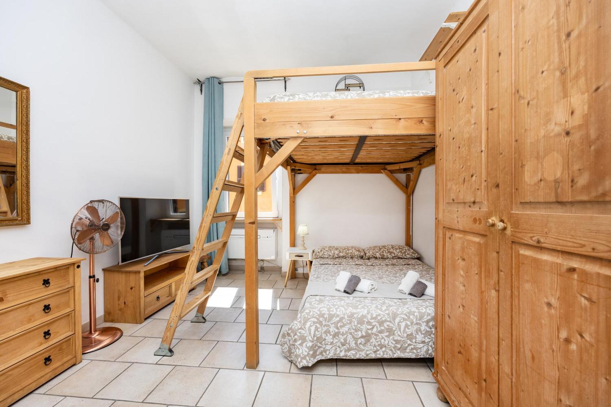 San Lorenzo , Near Termini Station Center V Apartment *